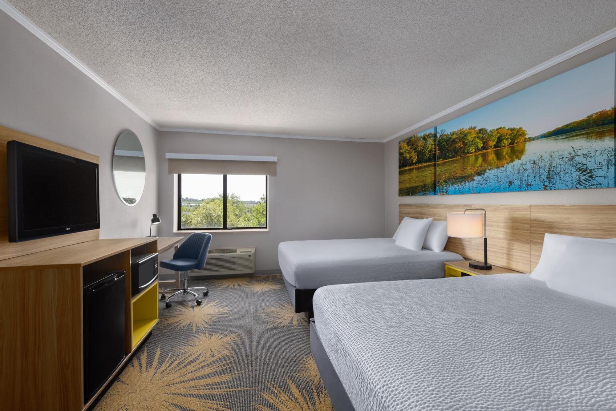 Hotel Days & By Wyndham Kansas - Chiefs Arrowhead Stadium Kansas City