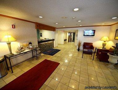 Days & By Wyndham Kansas - Chiefs Arrowhead Stadium Hotel