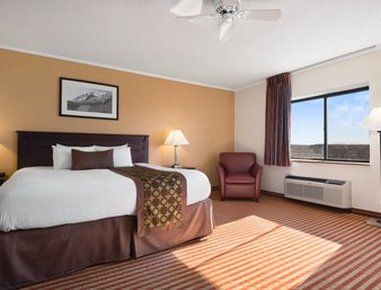 Days & By Wyndham Kansas - Chiefs Arrowhead Stadium