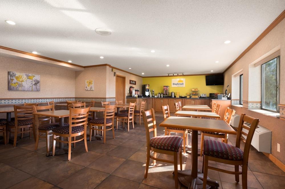 Hotel Days & By Wyndham - Chiefs Arrowhead Stadium
