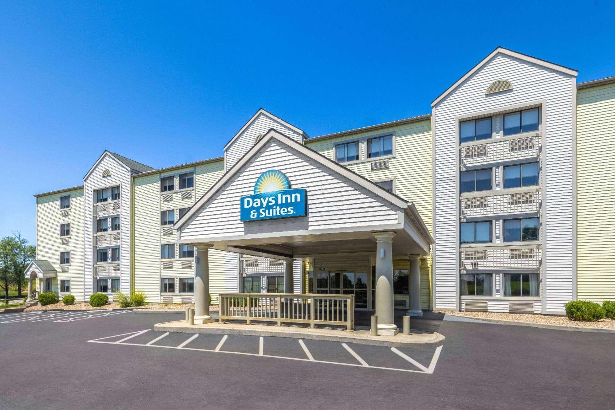 Hotel Days & By Wyndham - Chiefs Arrowhead Stadium